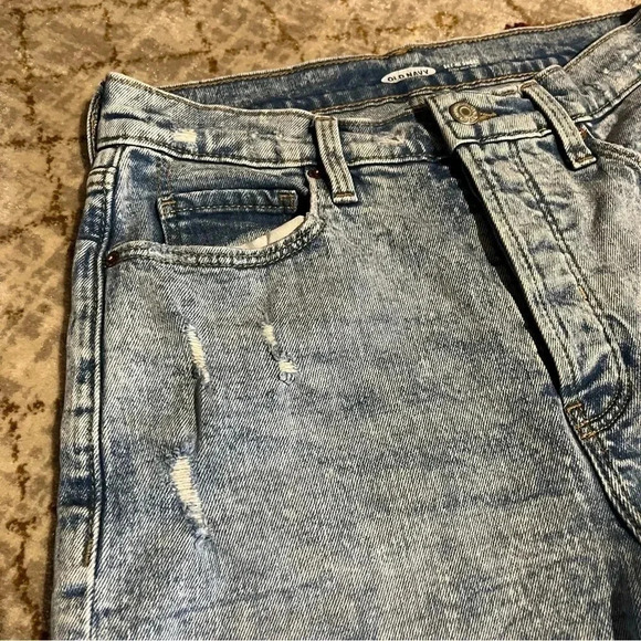 OLD NAVY Sky-Hi Short 6 Extra High Rise Button Fly Medium Distressed Cutoffs - Picture 3 of 11
